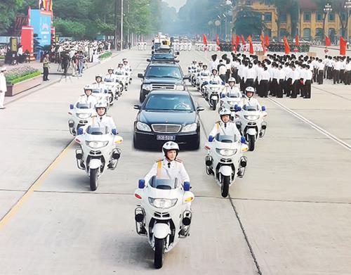 Tạo điều kiện thuận lợi cho lực lượng Công an nhân dân nói chung và lực lượng Cảnh vệ nói riêng bảo vệ tuyệt đối an toàn cho đối tượng cảnh vệ Tạo điều kiện thuận lợi cho lực lượng Công an nhân dân nói chung và lực lượng Cảnh vệ nói riêng bảo vệ tuyệt đối an toàn cho đối tượng cảnh vệ